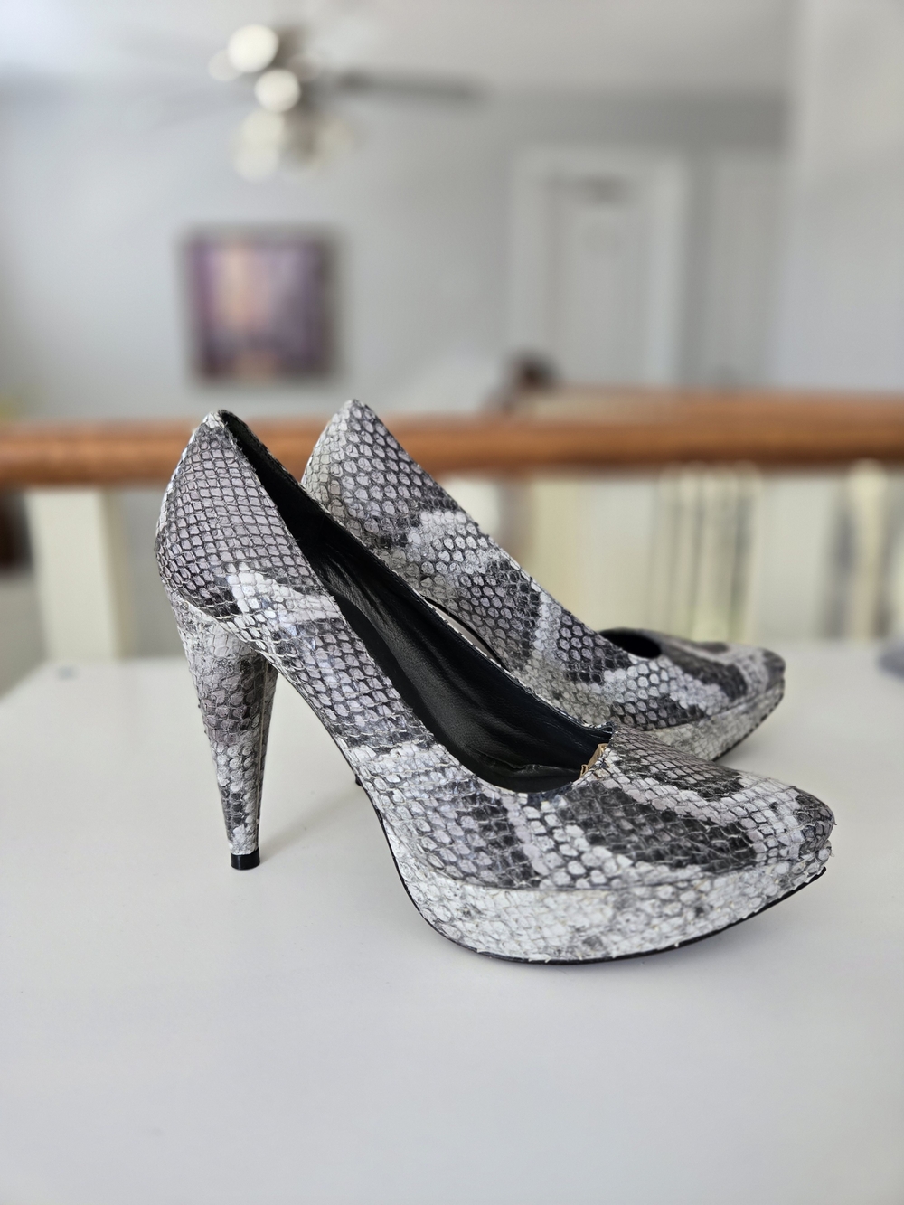 Stuart Weitzman Gray Snake-Print Stiletto Pumps